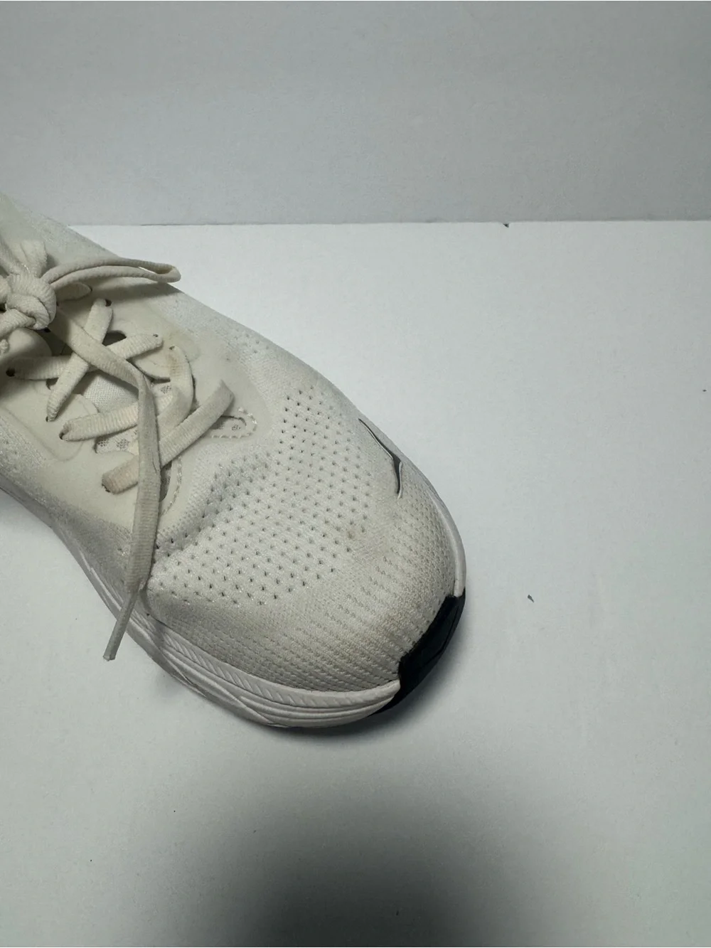 Hoka One One Arahi 7 Clifton 9 Size 8.5 Men's